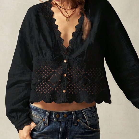 Black Casual Women's Woven V-Neck Lantern Sleeve Lace Trim Loose Fit Blouse - Picture 5 of 8